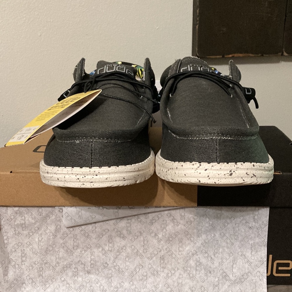 NIB MEN'S WALLY FUNK STRETCH BLACK HEY DUDES - Picture 7 of 13